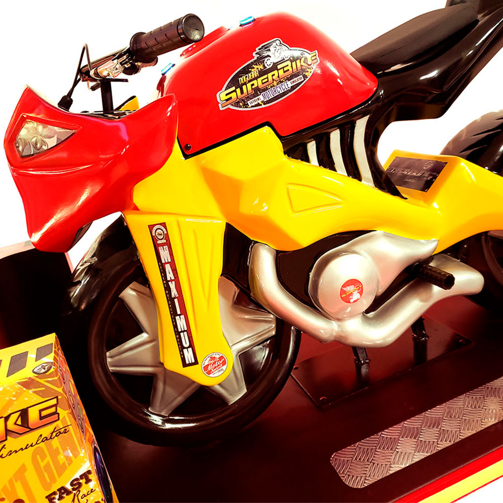 Super Moto Racer  Brinquedos Para Parques